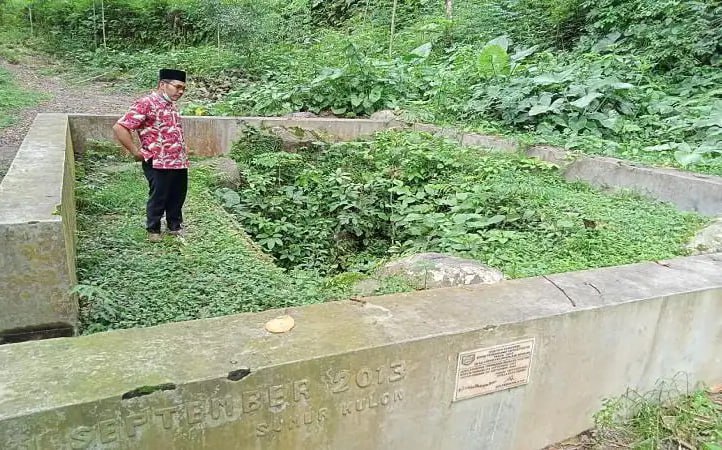 Sumur Legendaris Desa Sumur yang konon menjadi asal mula namanya