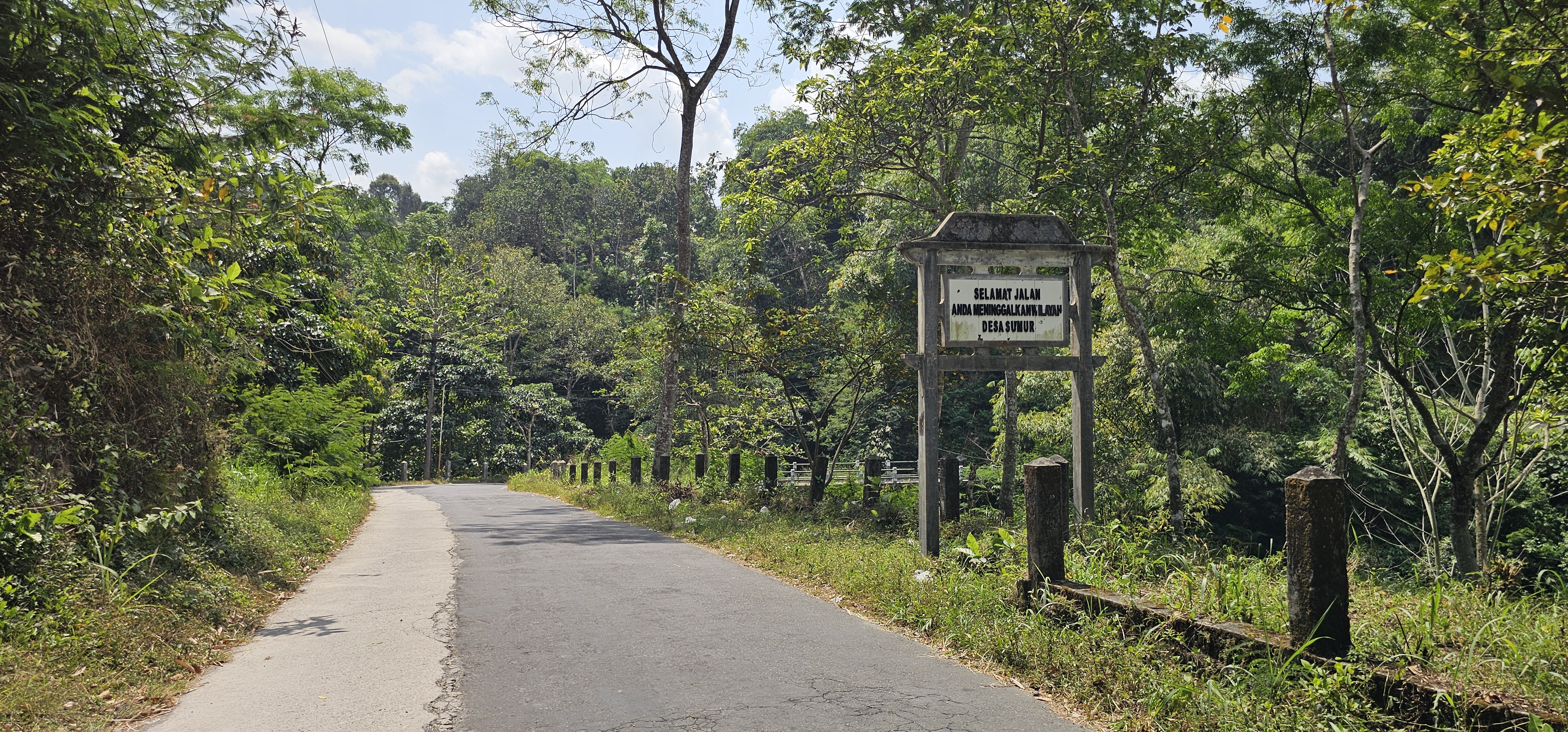 Foto batas Desa Sumur Tamansari Boyolali dengan nuansa Alam Hijau